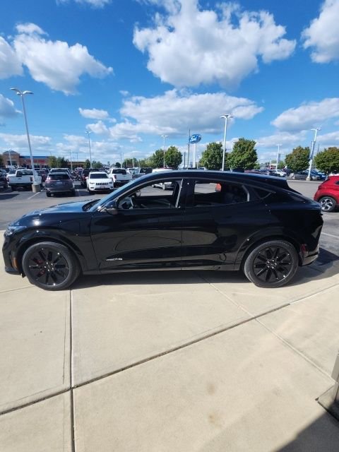 New 2025 Ford Mustang Mach-E Premium image 5
