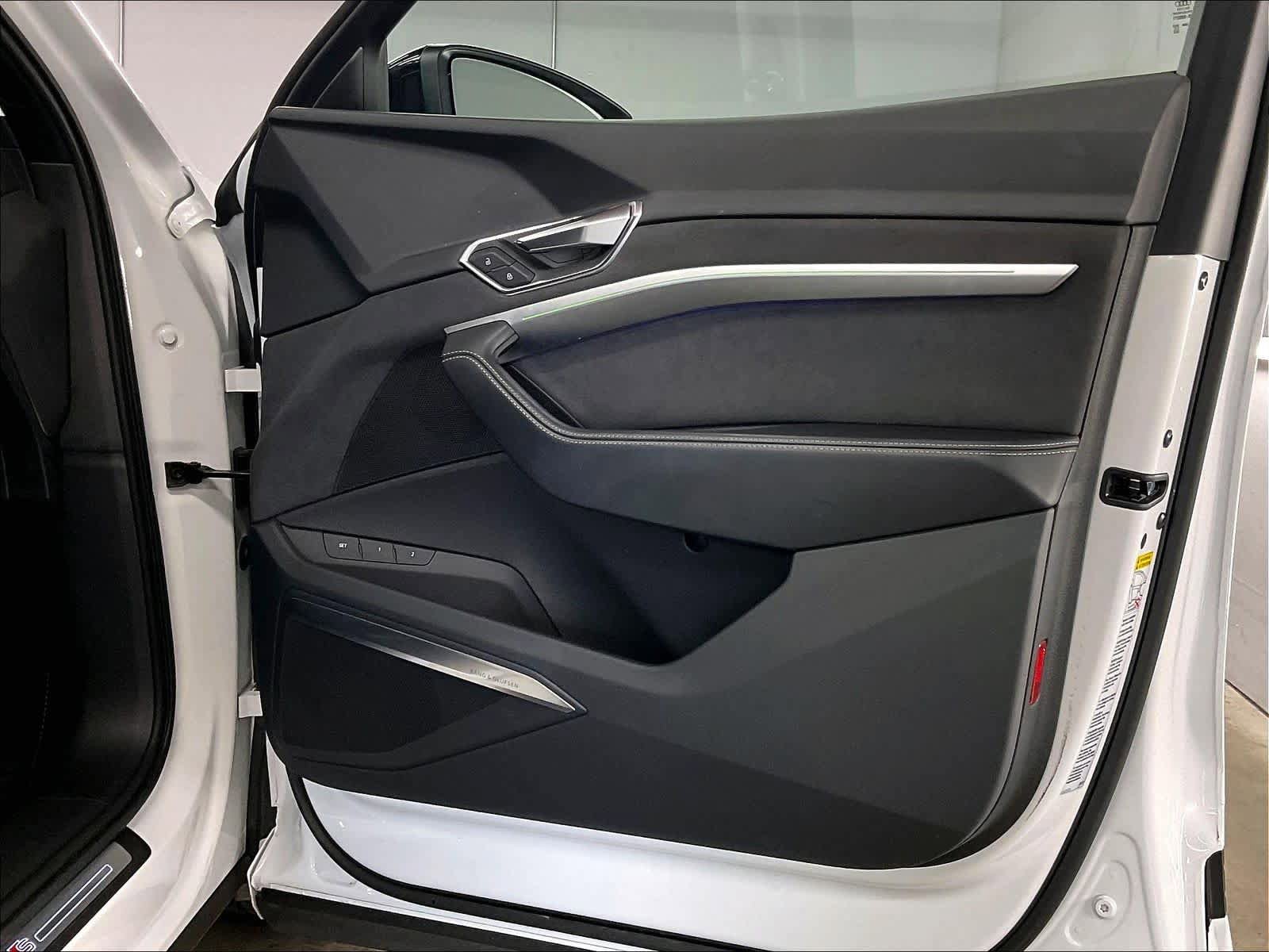 Certified 2023 Audi e-tron Chronos w/ Chronos Package AWD/4WD image 25