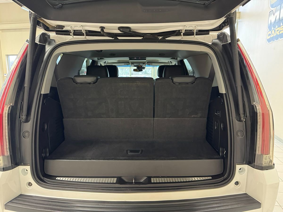 Used 2017 Cadillac Escalade Premium Luxury AWD/4WD image 53