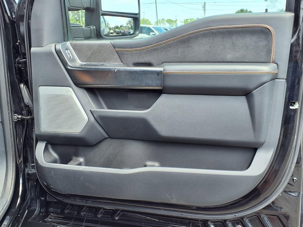 Used 2023 Ford F250 Platinum AWD/4WD image 13