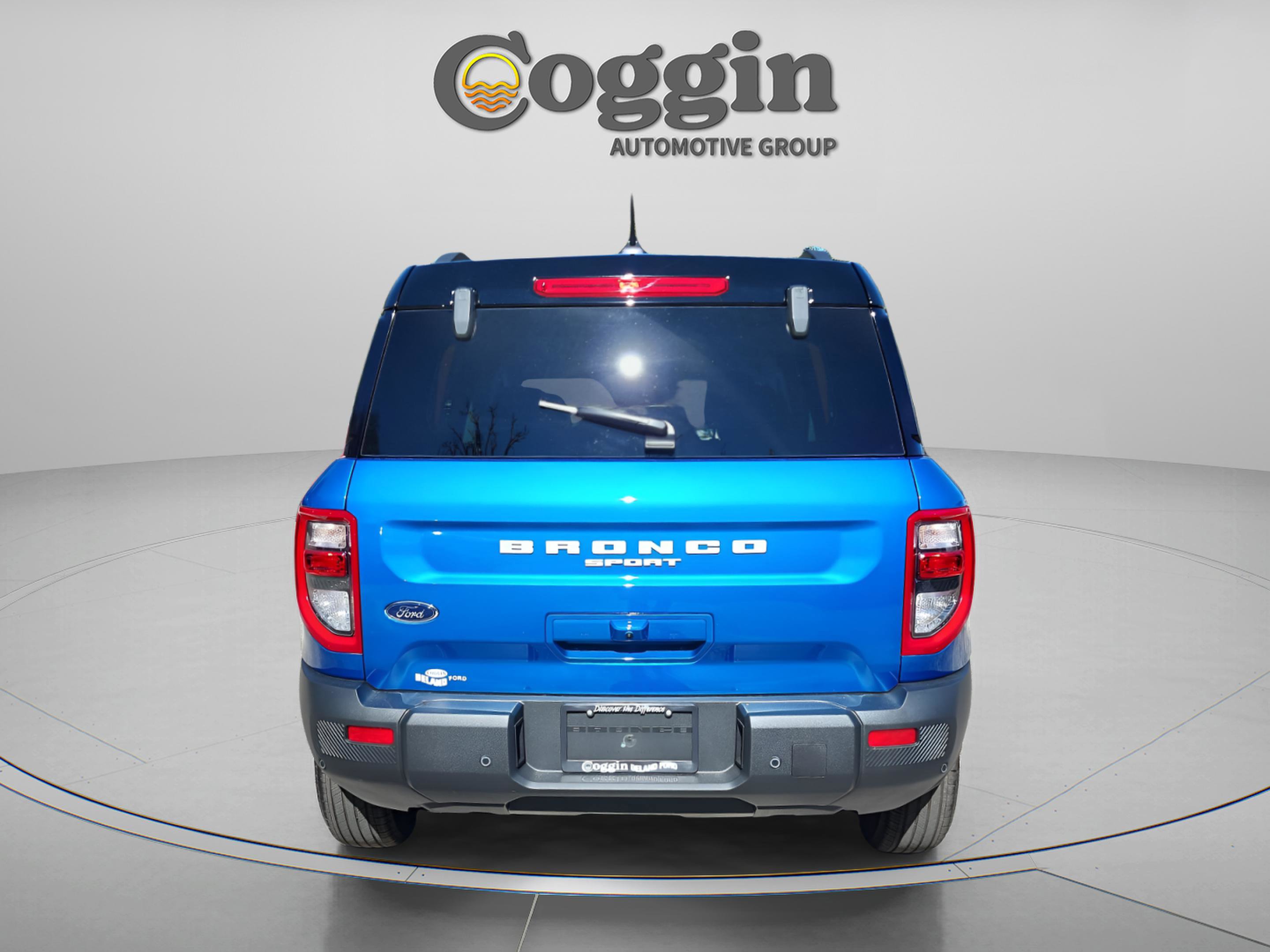 New 2025 Ford Bronco Sport Outer Banks image 5