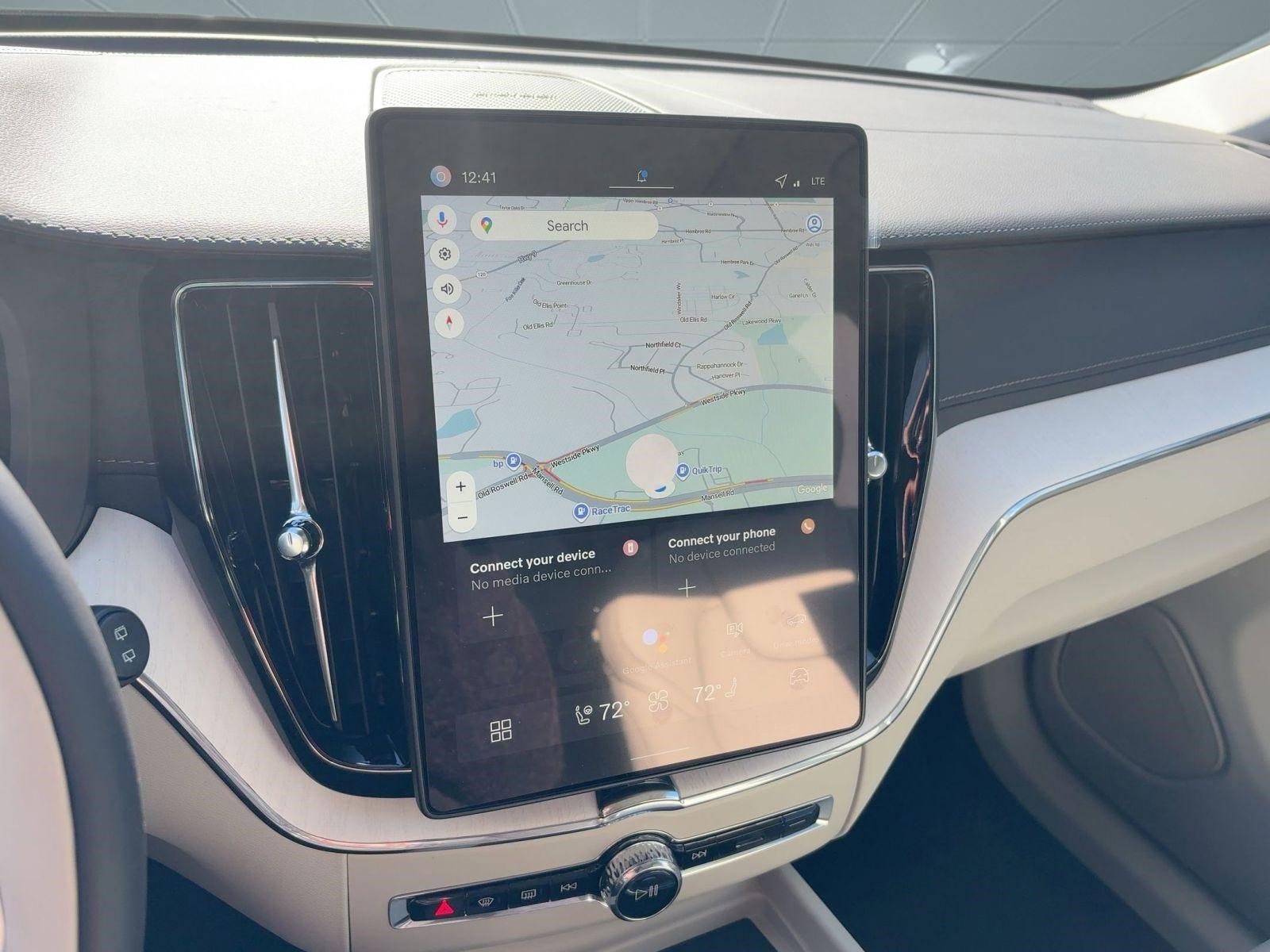 New 2026 Volvo XC60 B5 Ultra w/ Climate Package image 21