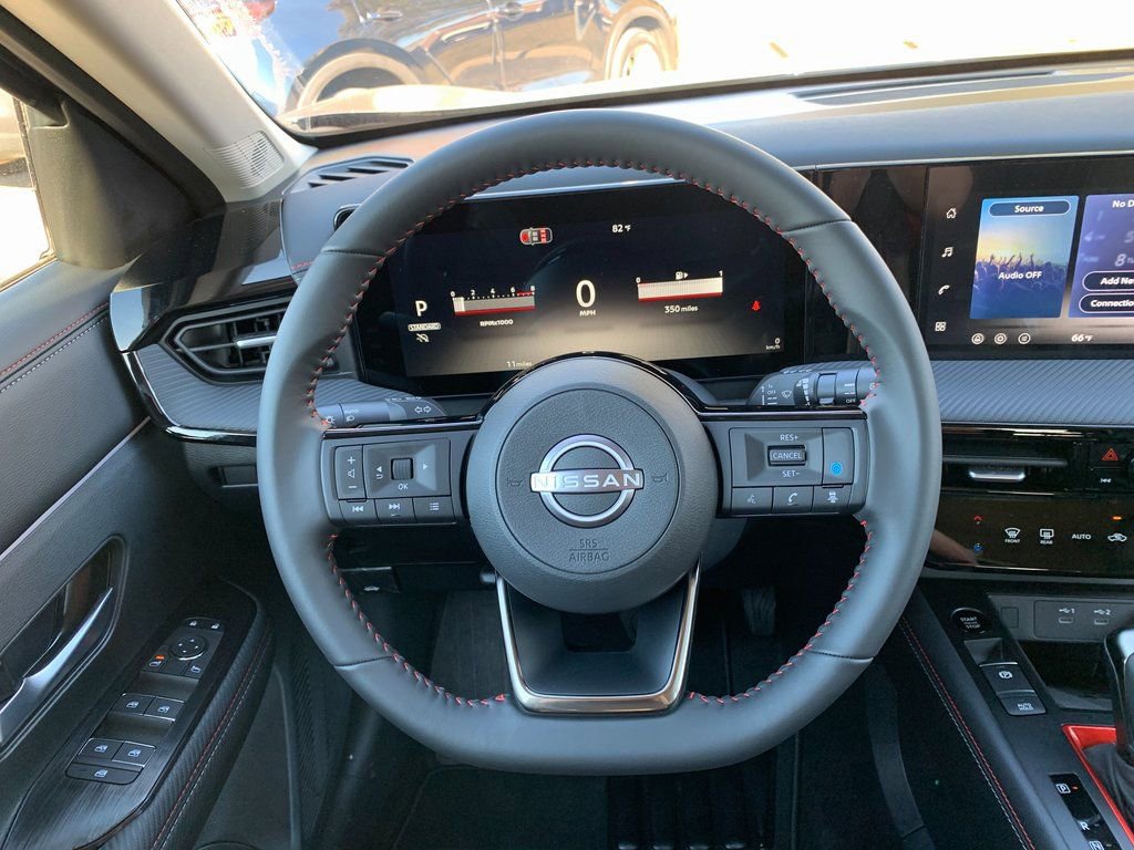 New 2026 Nissan Kicks SR FWD image 8