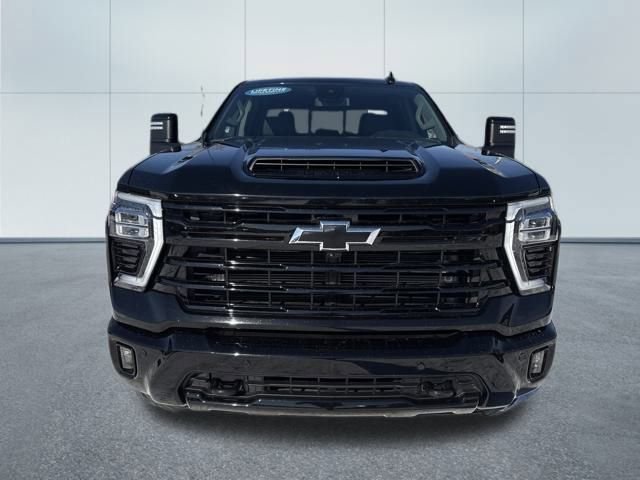 Used 2024 Chevrolet Silverado 2500 LTZ w/ LTZ Plus Package image 9