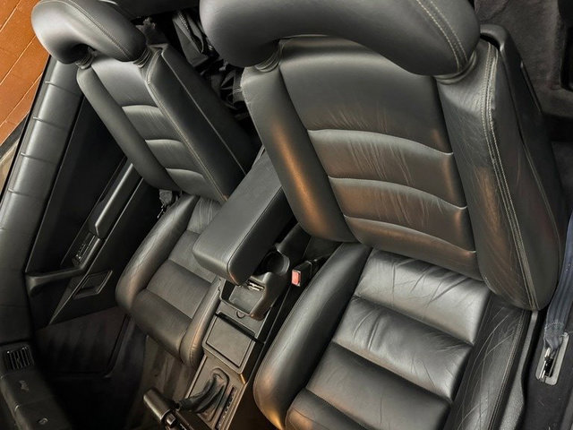 Used 1992 Cadillac Allante image 16