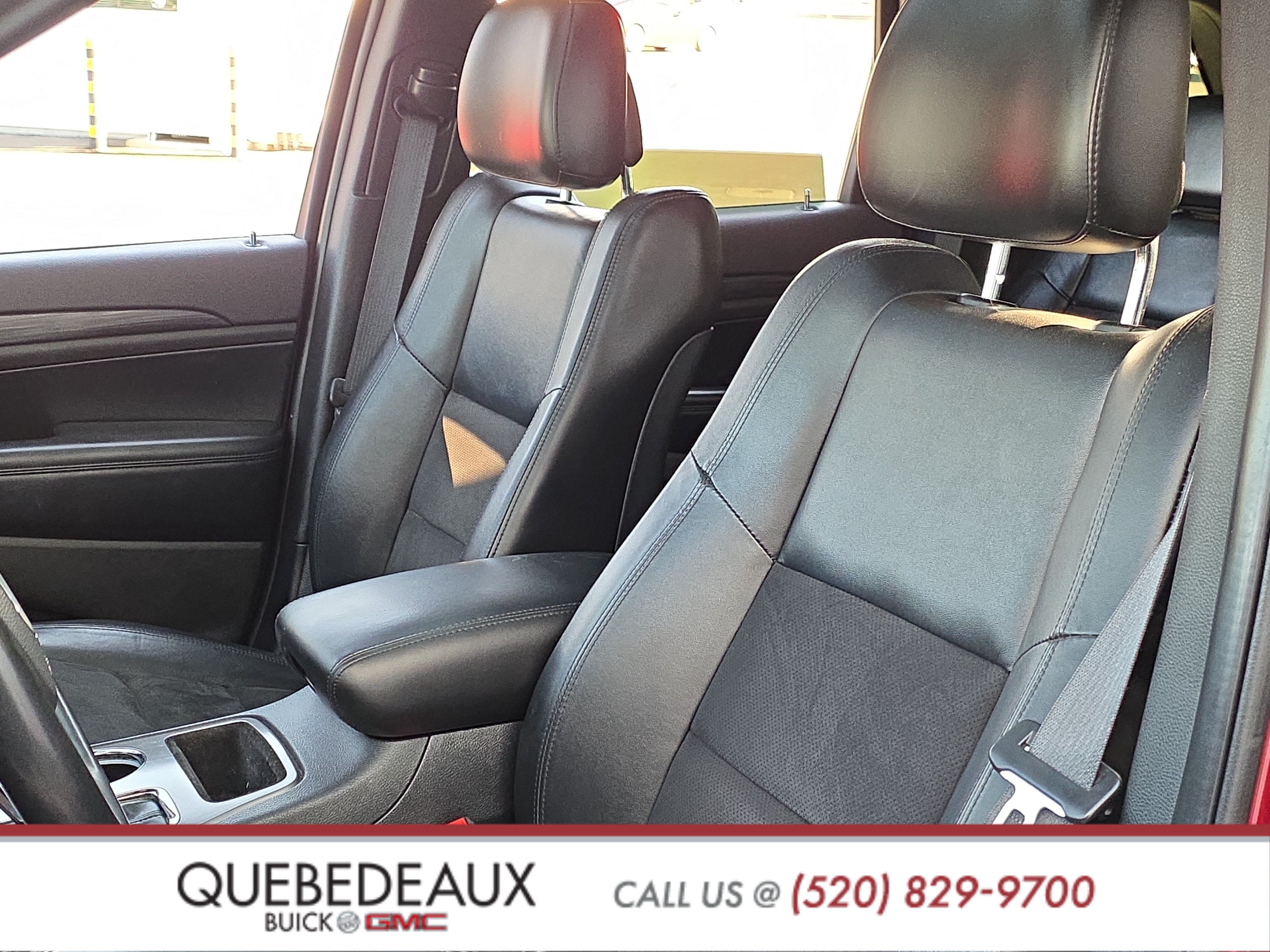 Used 2020 Jeep Grand Cherokee Altitude AWD/4WD image 11