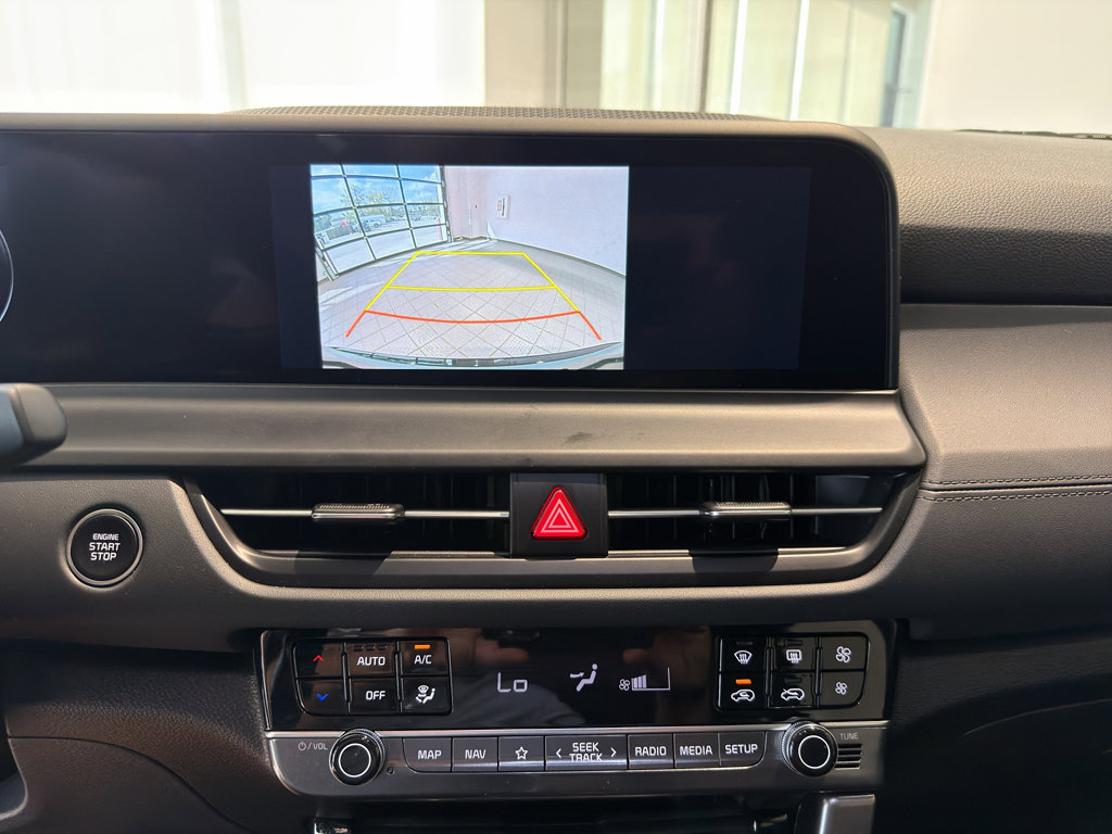 Used 2025 Kia Seltos EX image 11