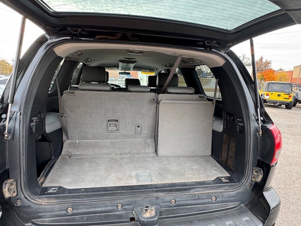 Used 2009 Toyota Sequoia SR5 RWD image 13
