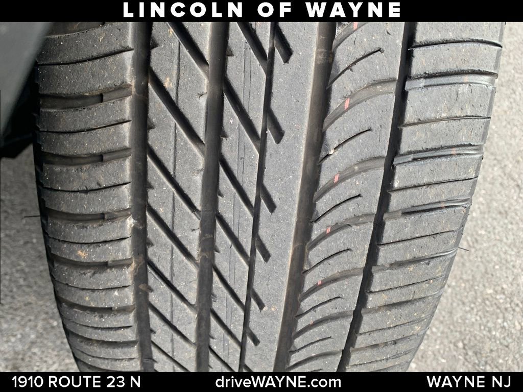 Used 2021 Jaguar E-PACE 300 Sport image 27