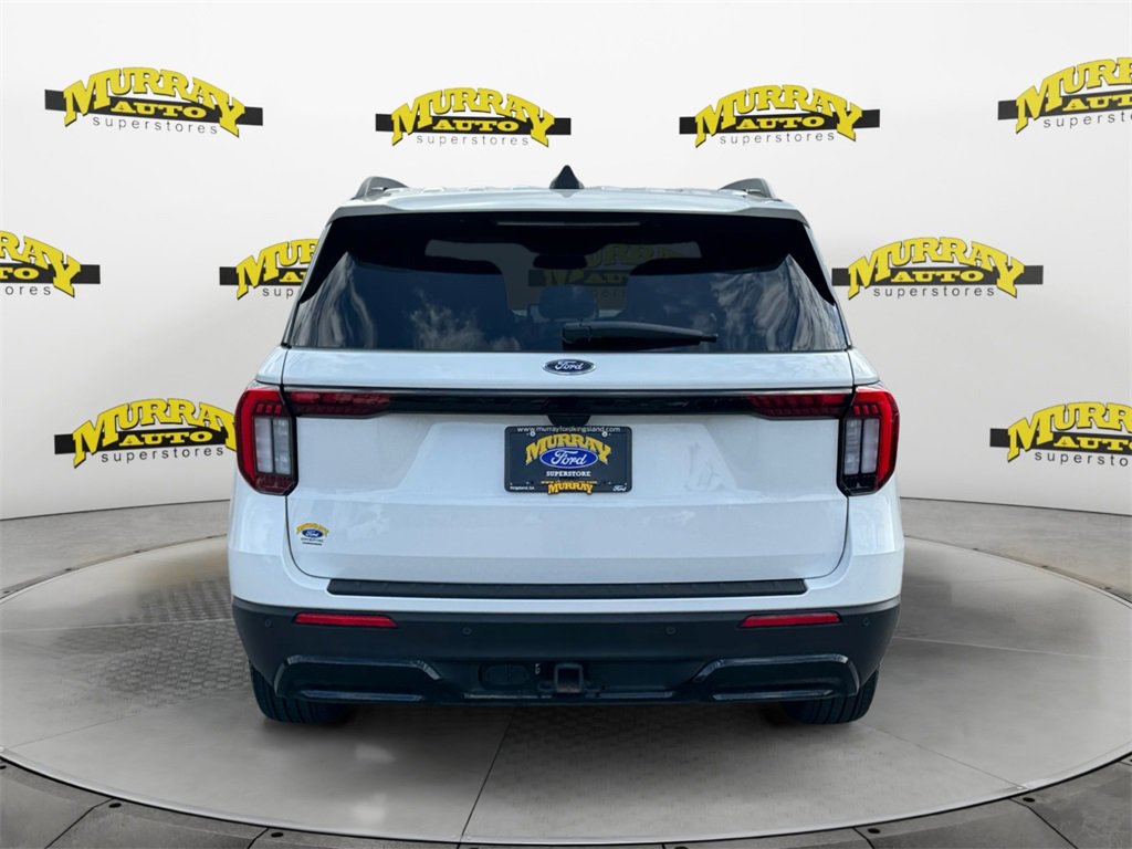 Certified 2025 Ford Explorer ST-Line image 4