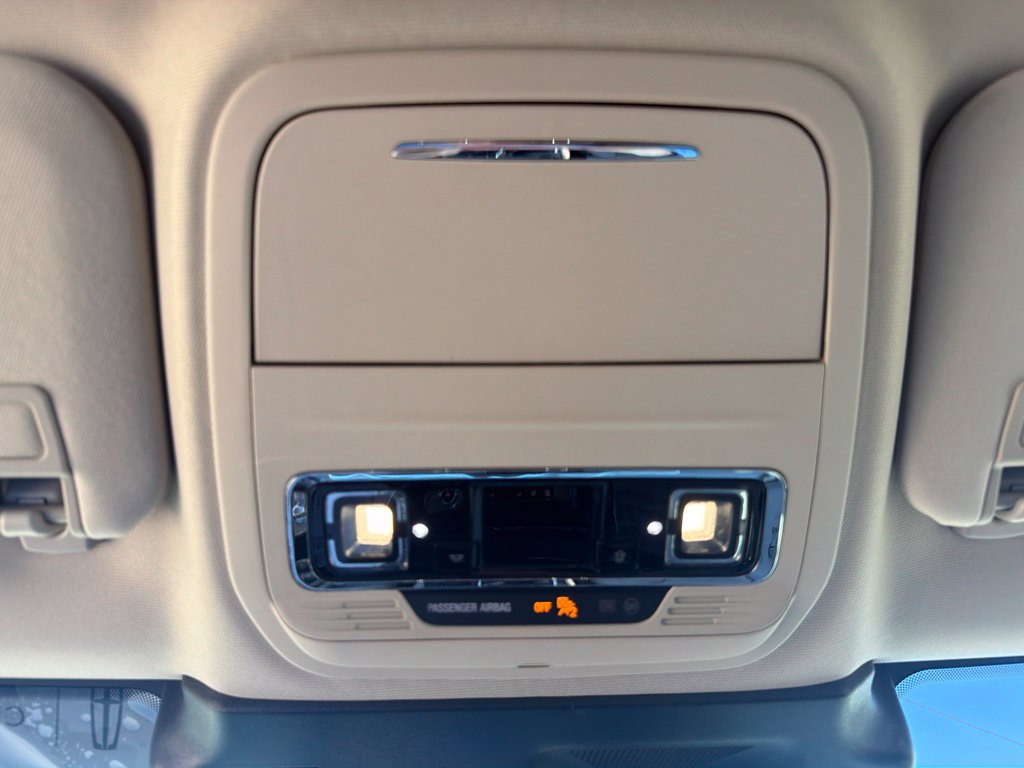 Used 2023 Lincoln Corsair AWD image 25