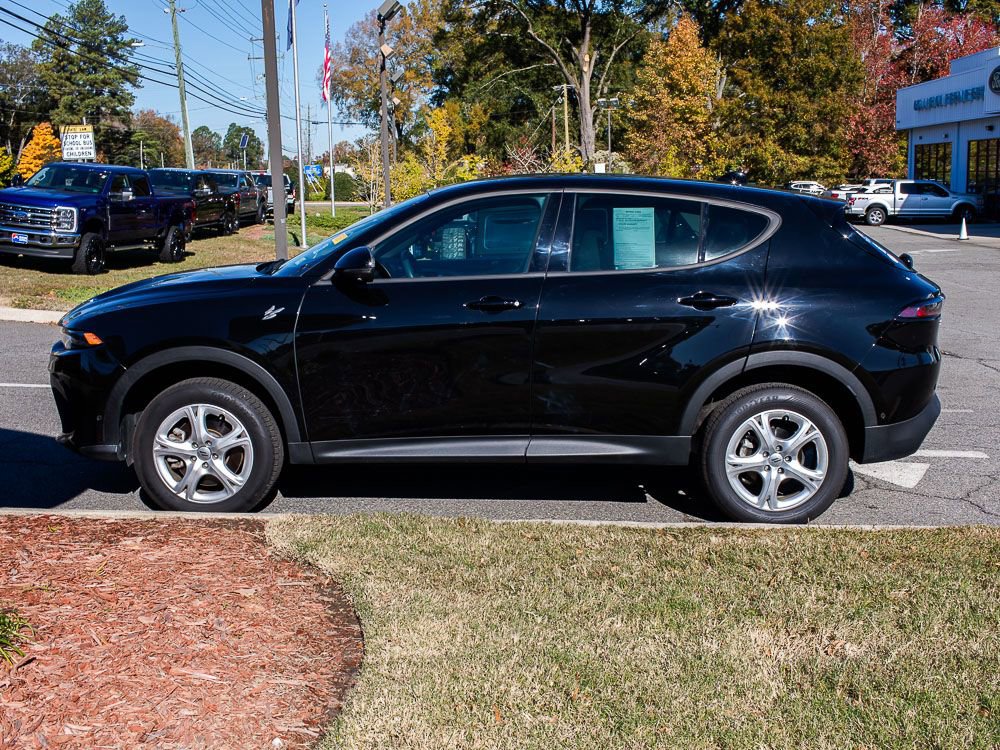 Used 2024 Dodge Hornet GT w/ Cold Weather Group image 3