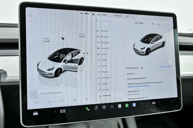 Used 2023 Tesla Model 3 Standard Range RWD image 34