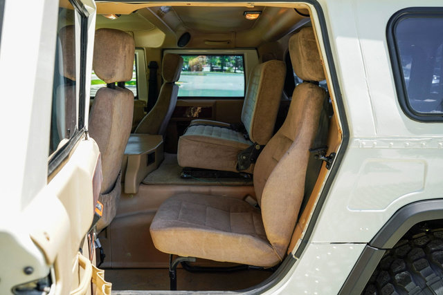 Used 1995 HUMMER H1 4-Door Wagon image 55