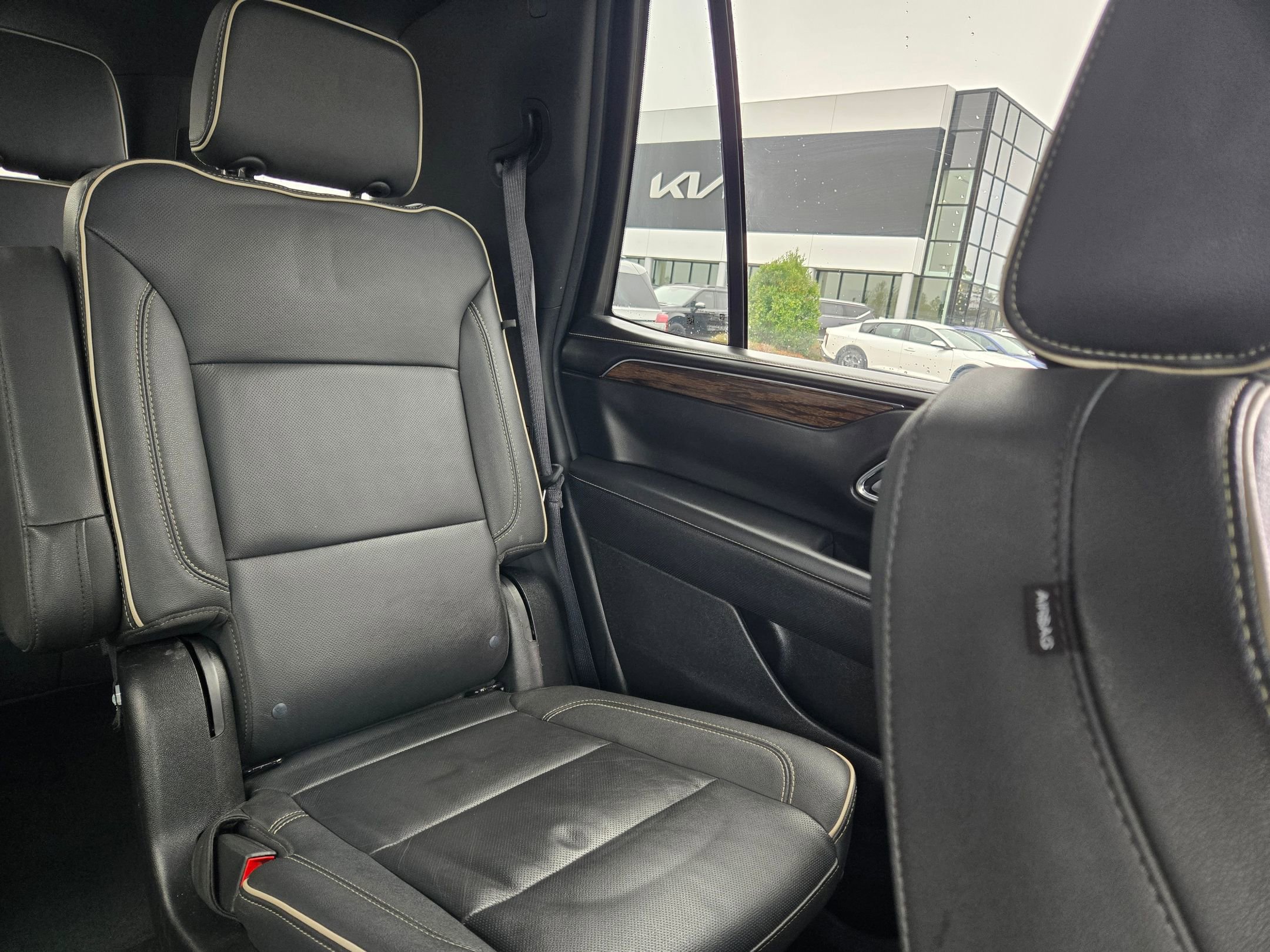 Used 2024 Chevrolet Tahoe Premier image 14