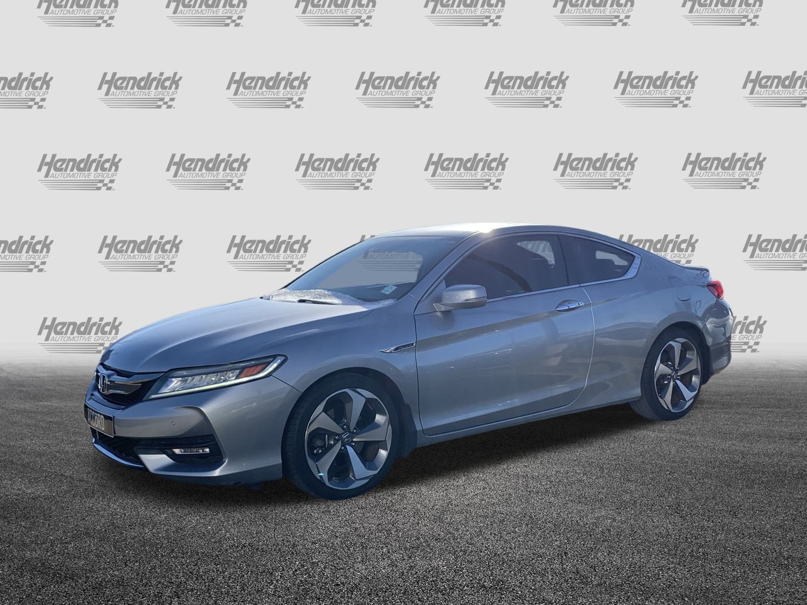 Used 2016 Honda Accord Touring image 5