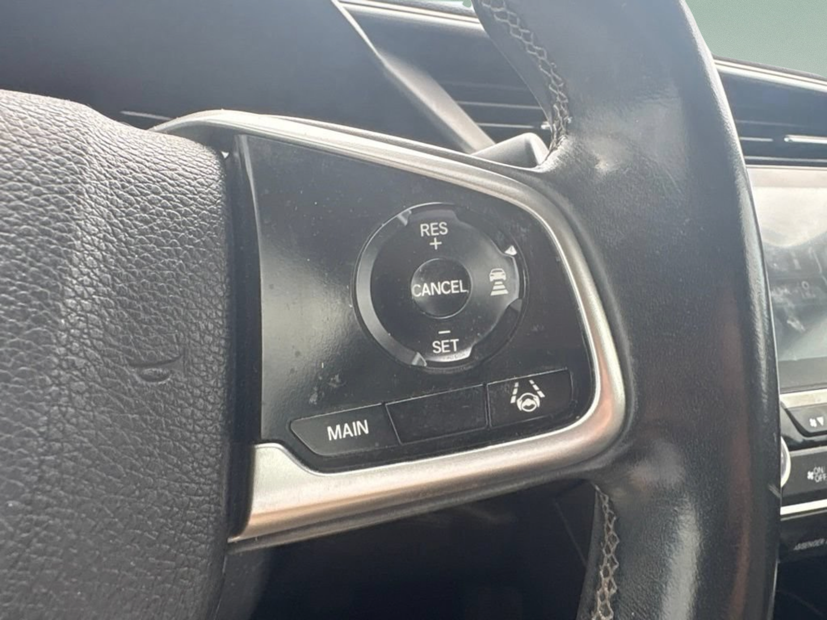 Used 2019 Honda Civic EX image 7