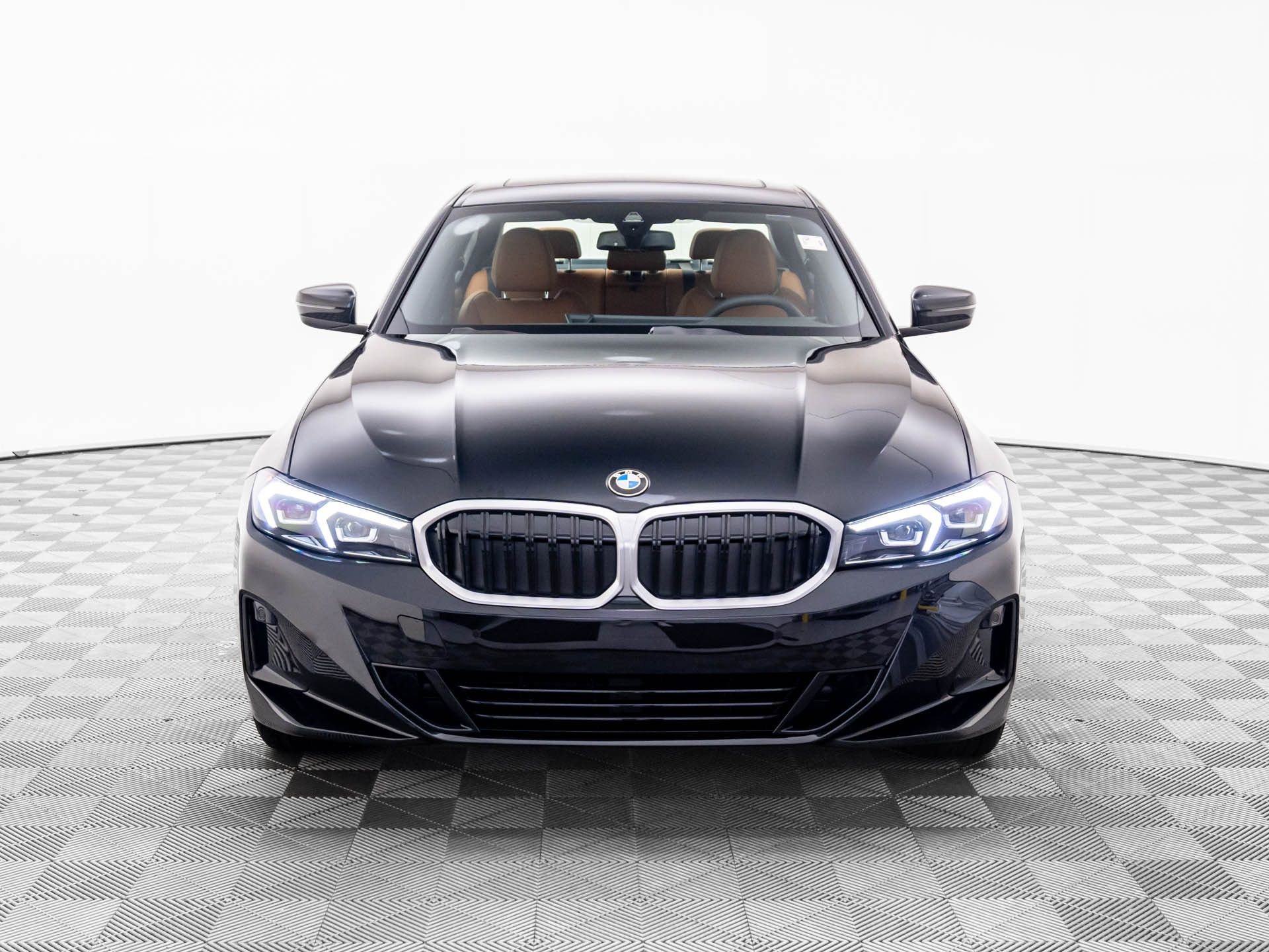 New 2025 BMW 330i xDrive Sedan w/ Convenience Package AWD/4WD image 9
