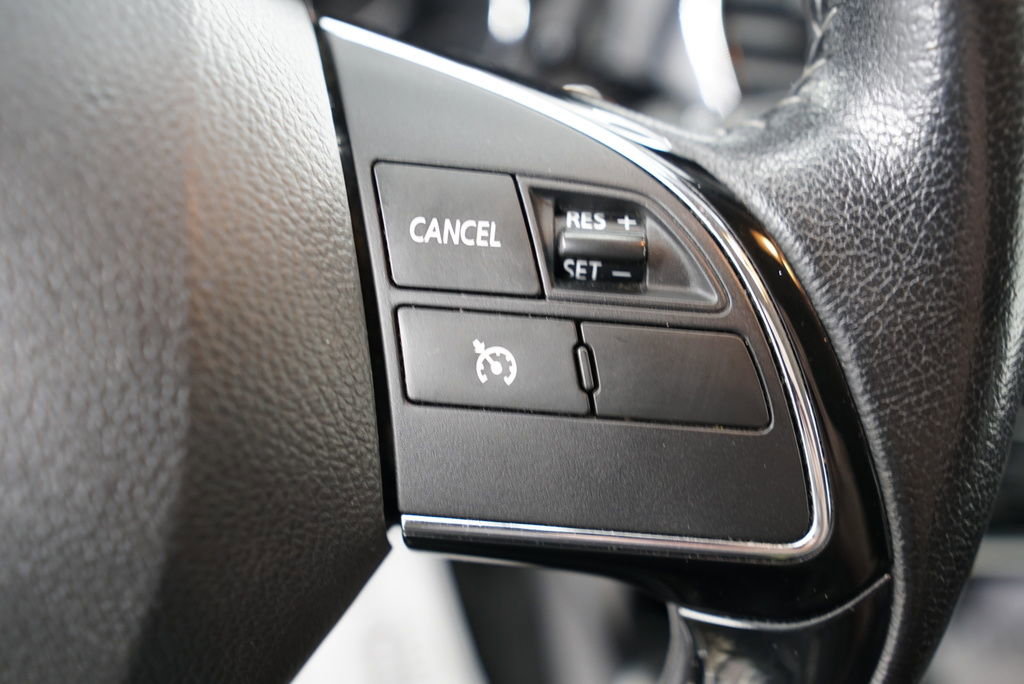 Used 2019 Mitsubishi Outlander SEL AWD/4WD image 26