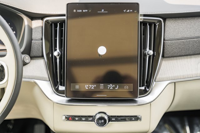 New 2026 Volvo XC90 T8 Ultra w/ Protection Package Premier image 19