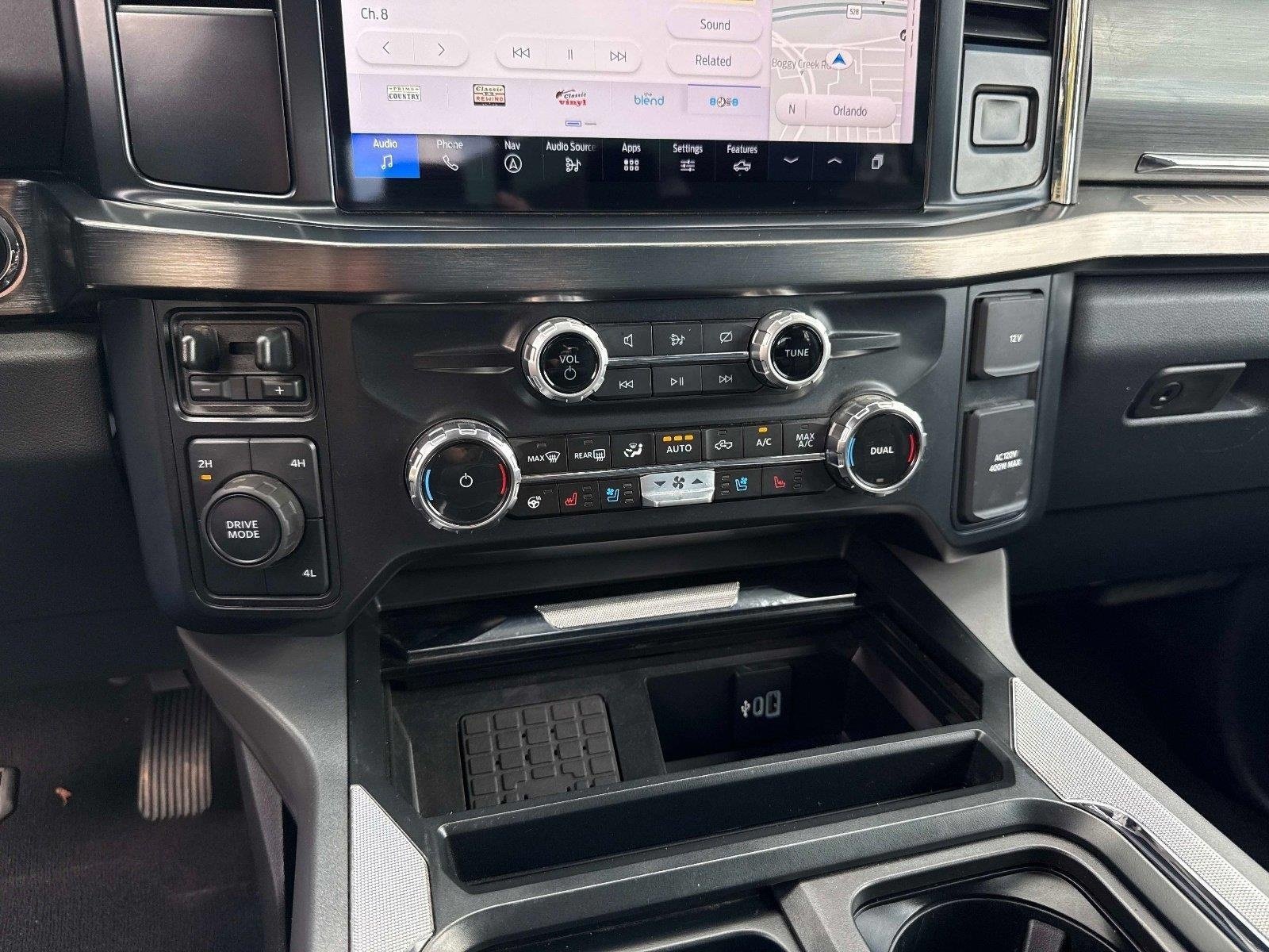 Used 2024 Ford F250 Lariat AWD/4WD image 43