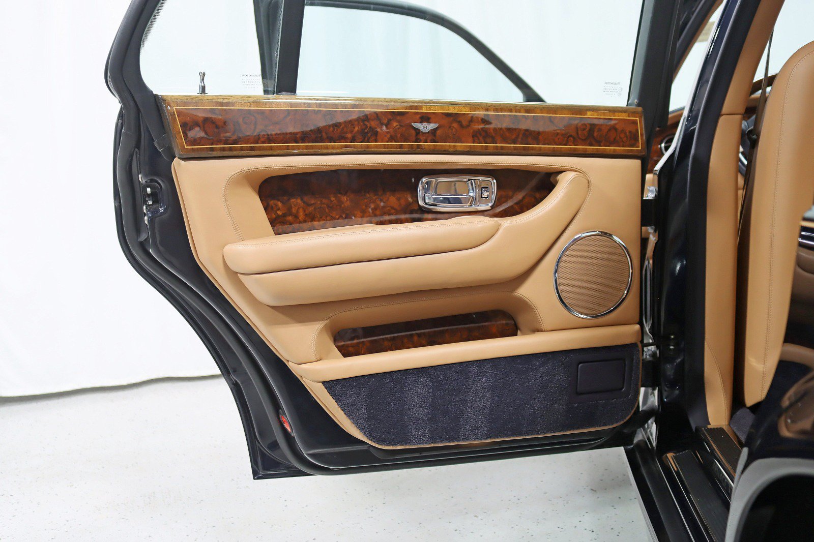 Used 2006 Bentley Arnage R RWD image 33