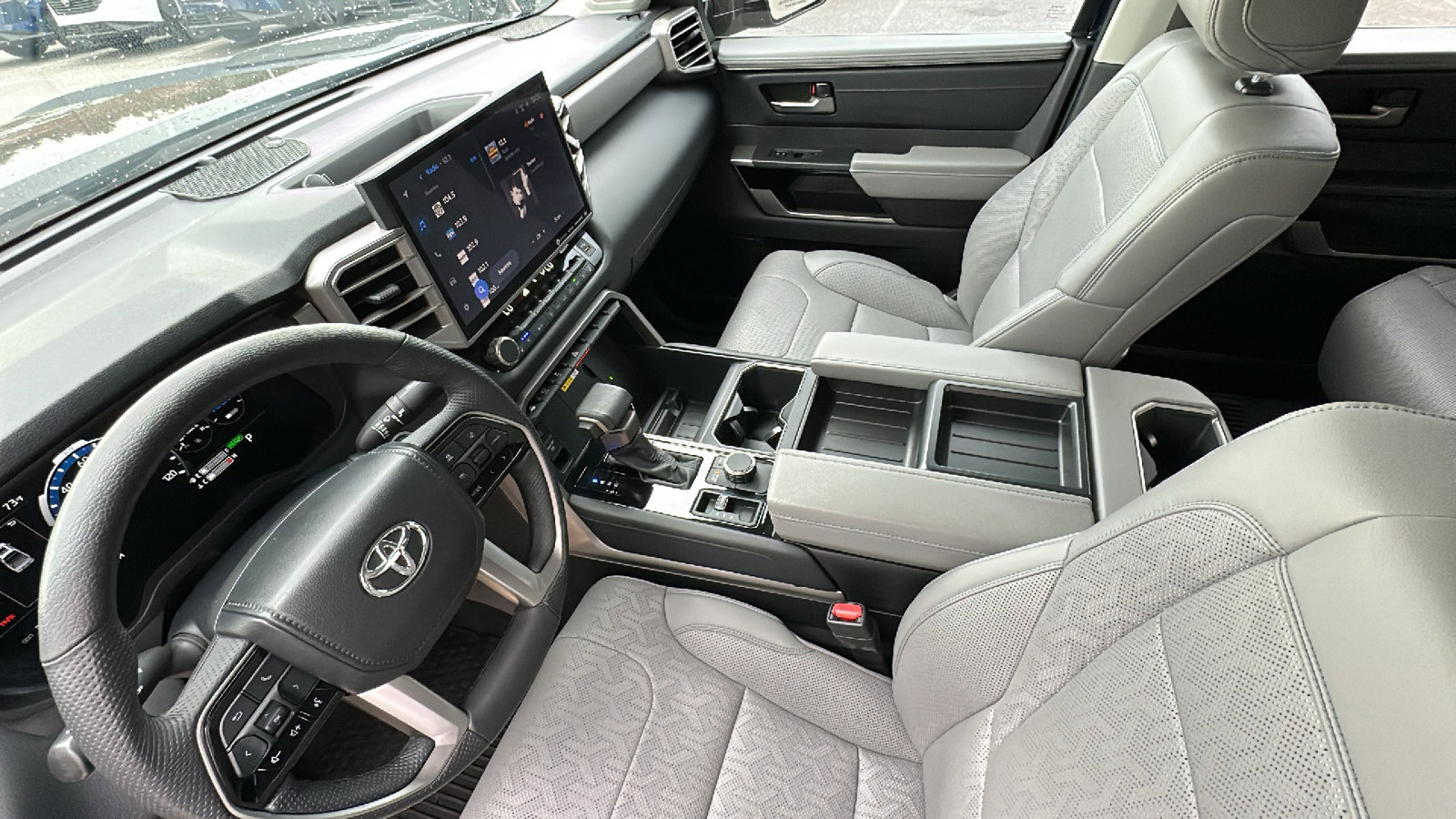 Used 2023 Toyota Tundra Limited image 22