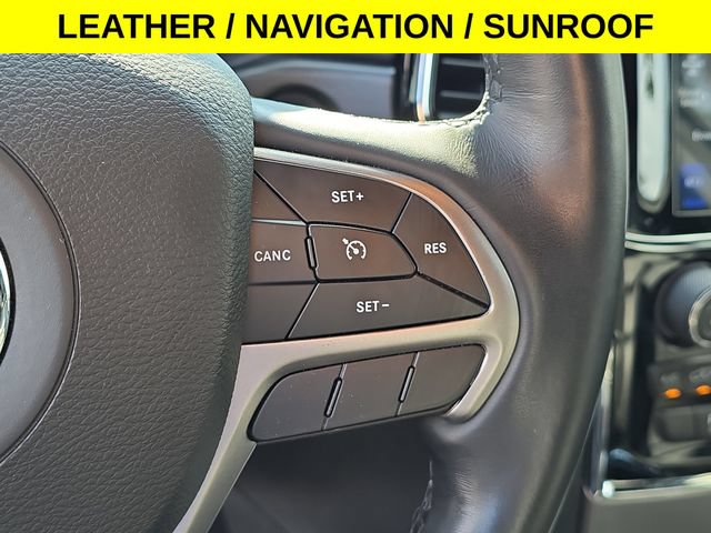 Used 2020 Jeep Grand Cherokee Limited AWD/4WD image 16