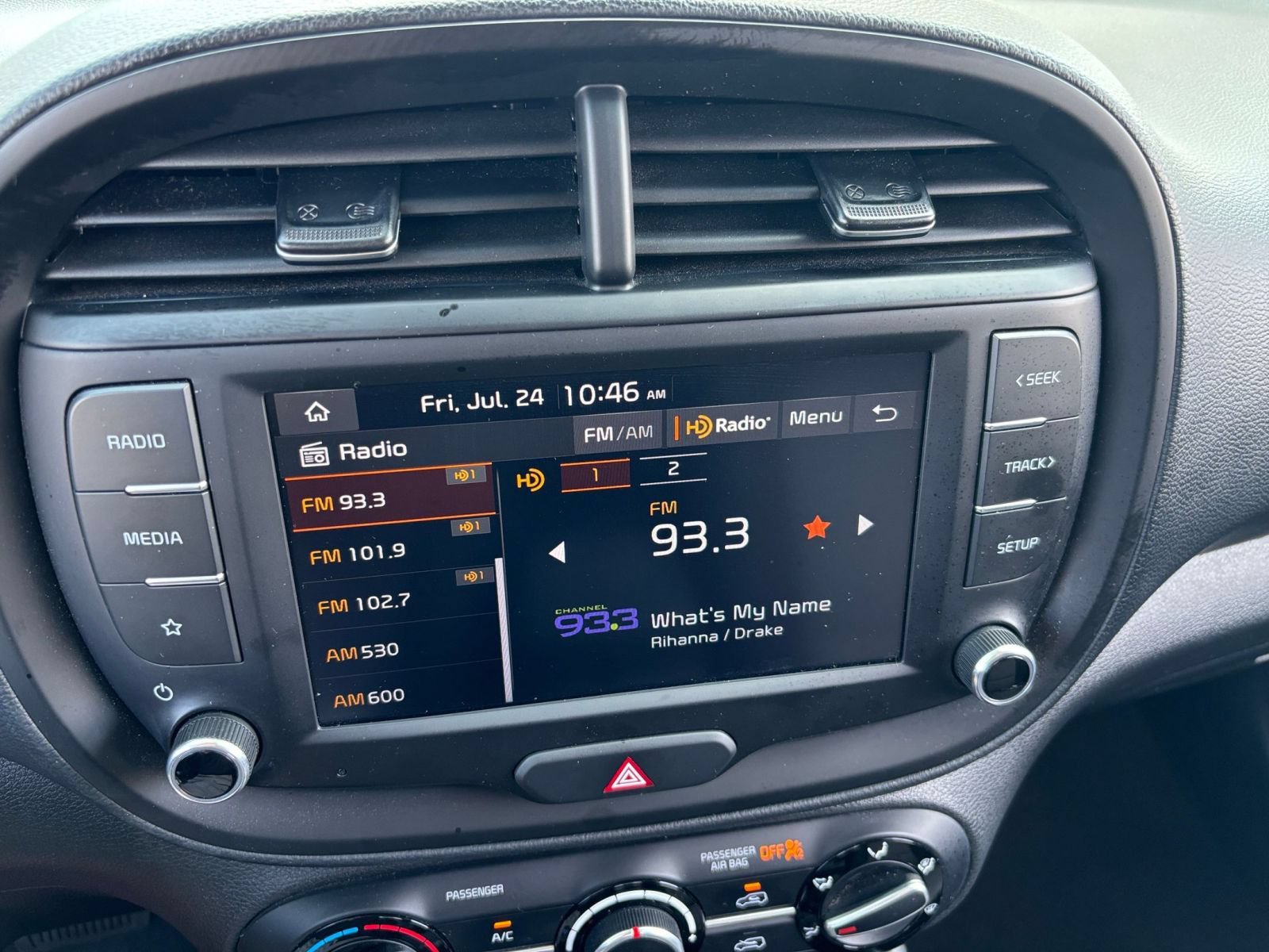 Used 2025 Kia Soul LX w/ LX Technology Package FWD image 20