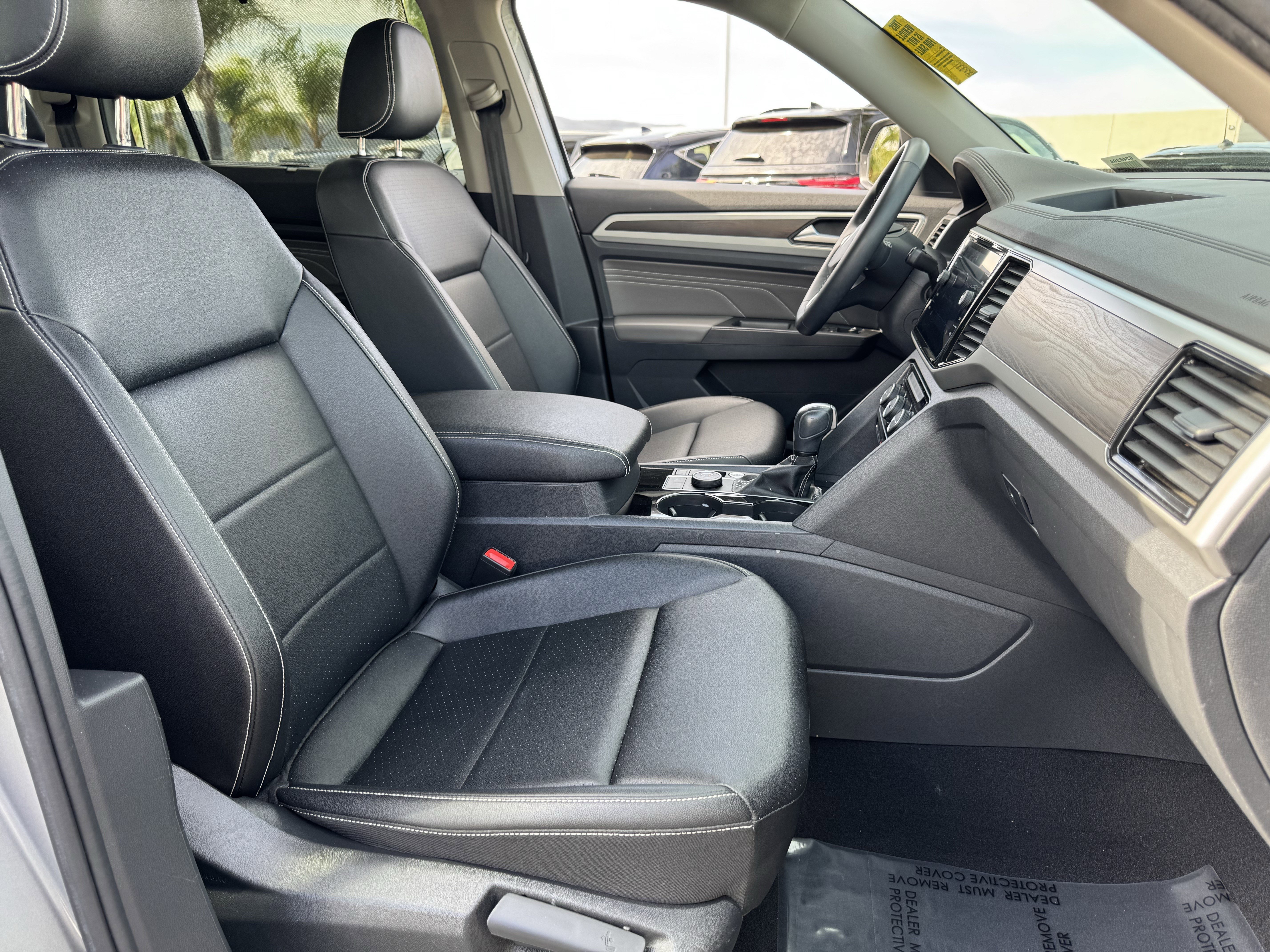 Used 2023 Volkswagen Atlas SE w/ Panoramic Sunroof Package image 39