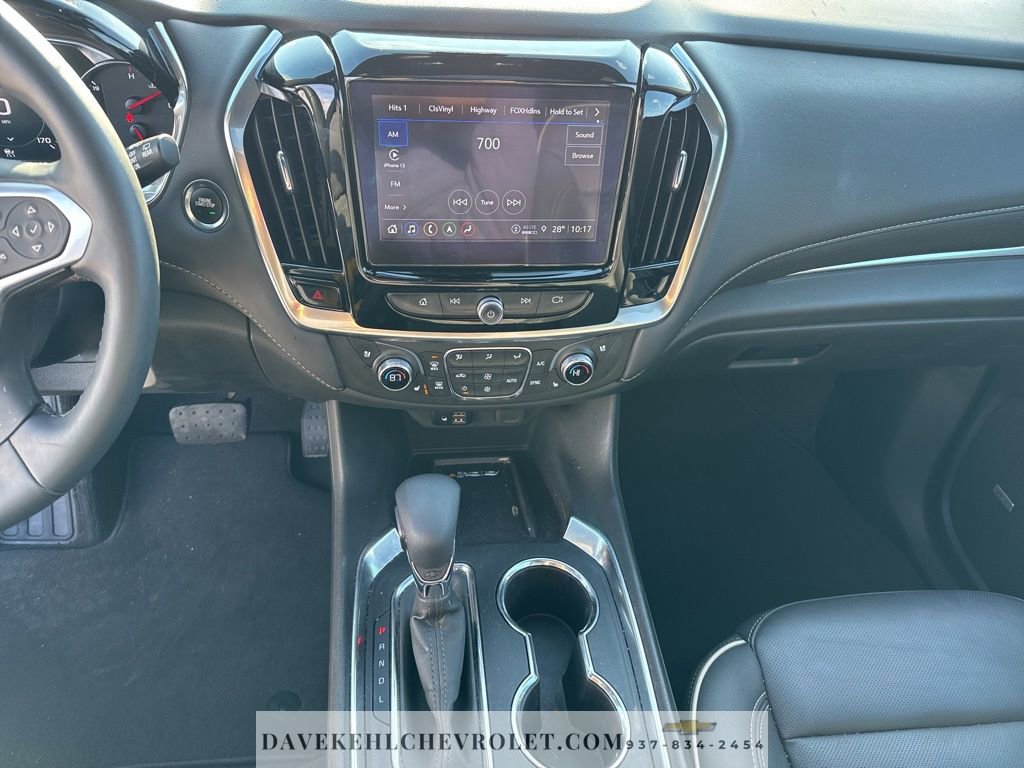 Used 2023 Chevrolet Traverse Premier image 14