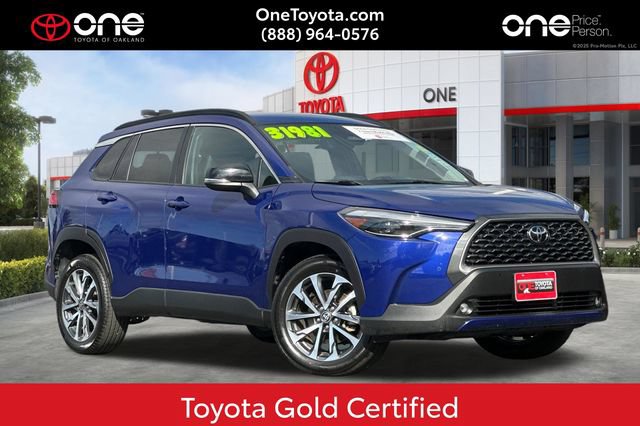Certified 2025 Toyota Corolla Cross XLE