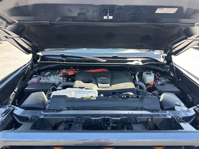 Used 2025 Toyota Tundra TRD Pro AWD/4WD image 16
