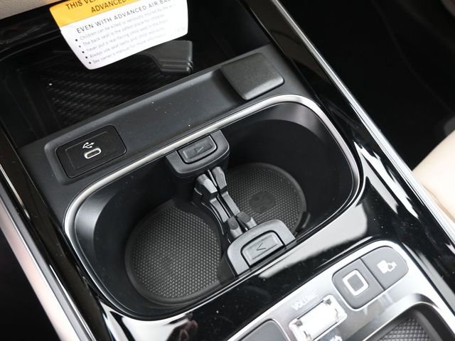 New 2026 Mercedes-Benz GLB 250 image 31