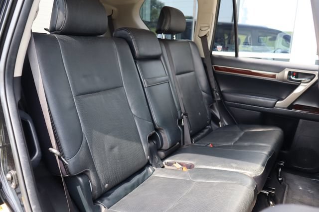 Used 2014 Lexus GX 460 w/ Premium Package AWD/4WD image 29