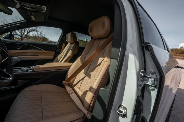 New 2024 Cadillac Lyriq Sport w/ Nappa Leather Package image 7