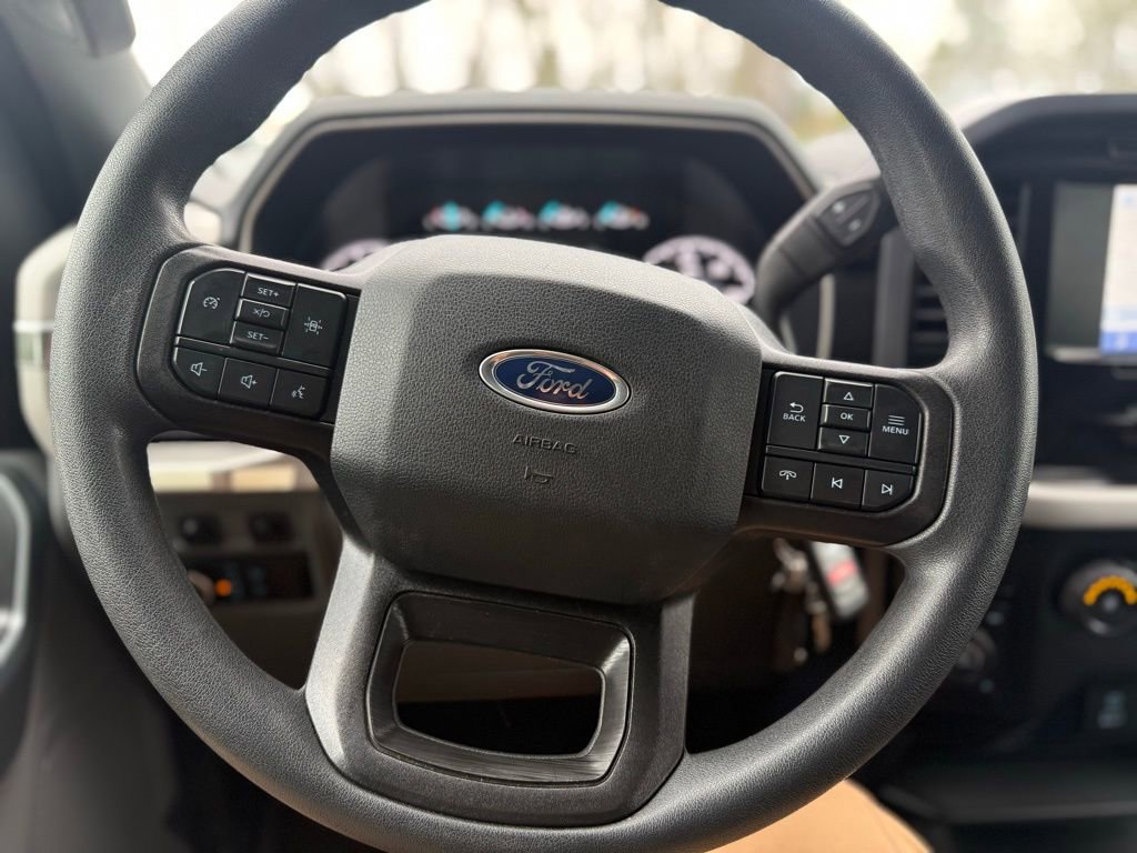 Used 2023 Ford F150 XLT w/ Trailer Tow Package image 33