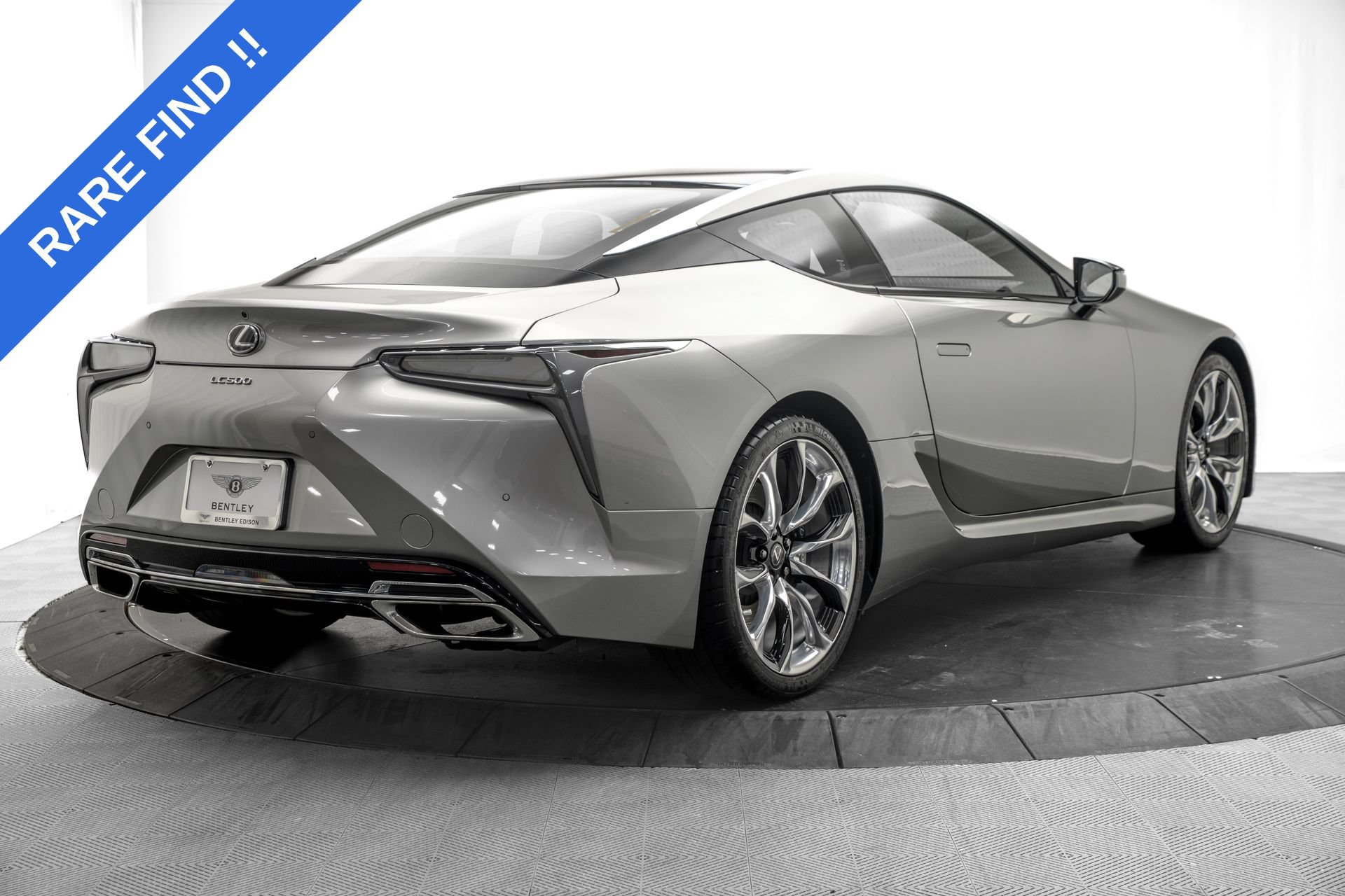 Used 2021 Lexus LC 500 Coupe w/ Touring Package RWD image 7
