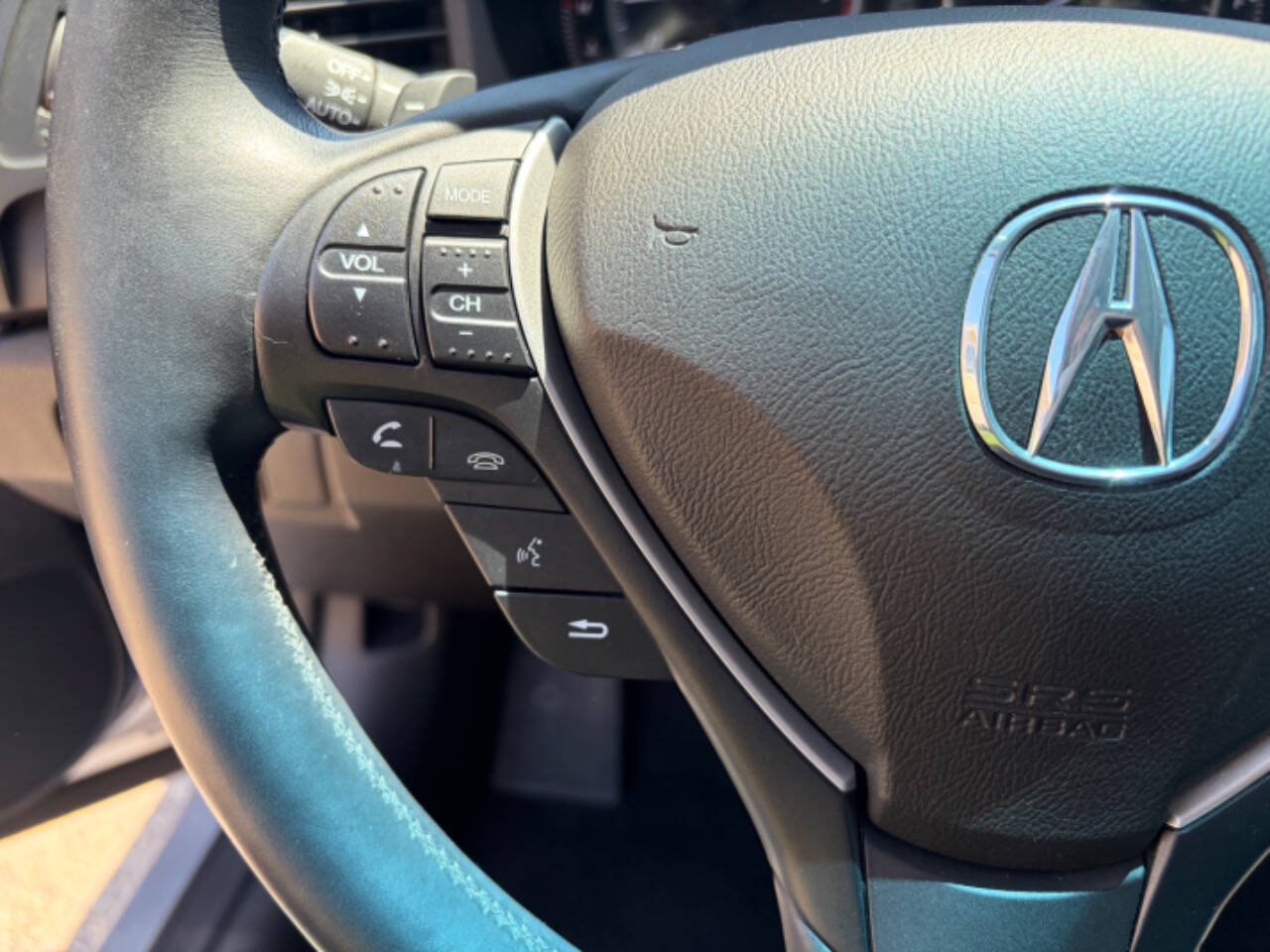 Used 2013 Acura ILX w/ Premium Package FWD image 18