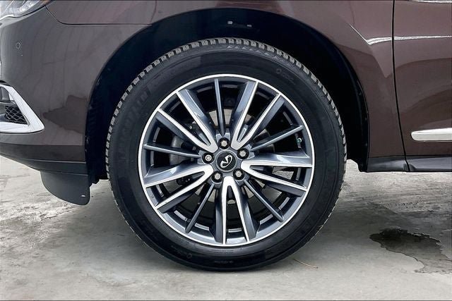 Used 2019 INFINITI QX60 Luxe w/ Sensory Package AWD/4WD image 10