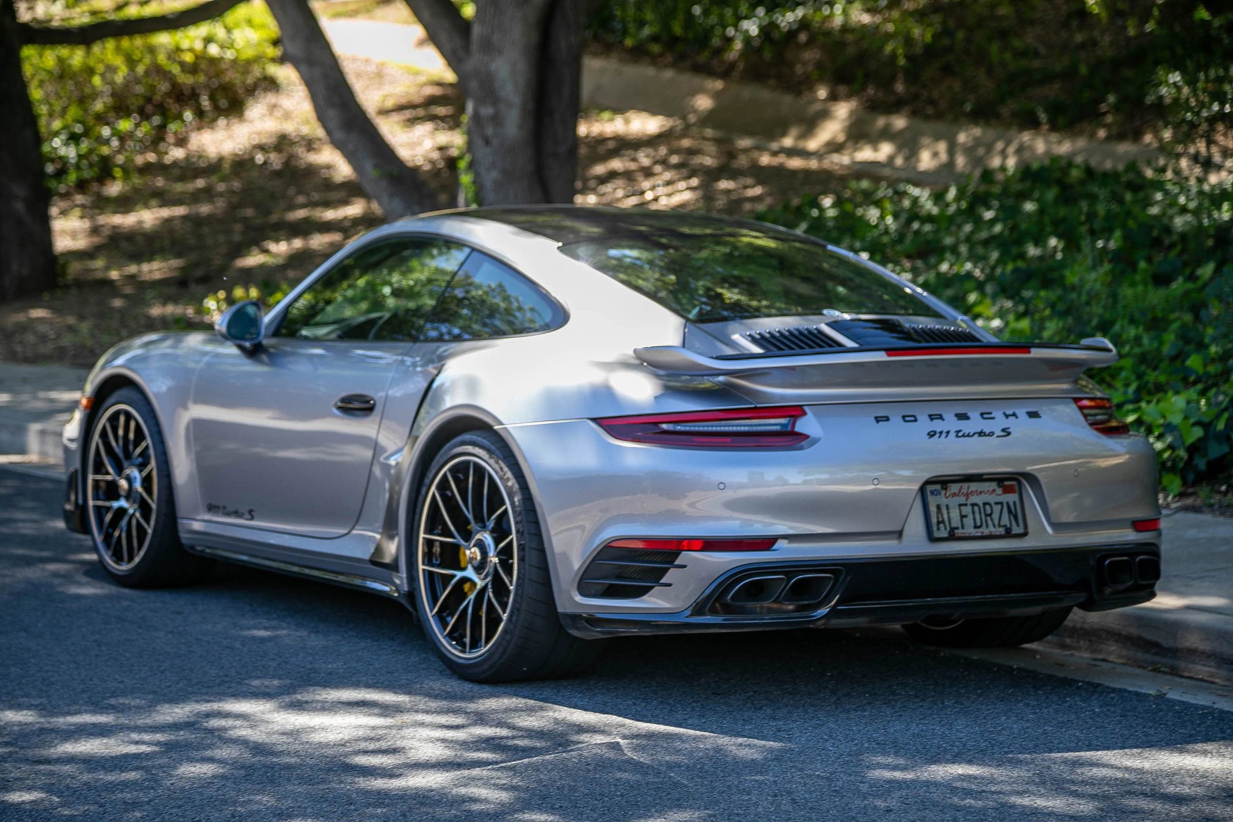 Used 2018 Porsche 911 Turbo S image 6