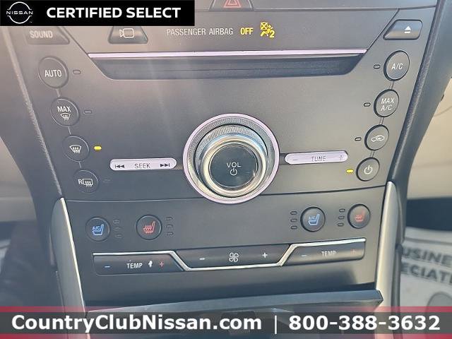 Used 2019 Ford Edge Titanium w/ Equipment Group 301A image 17
