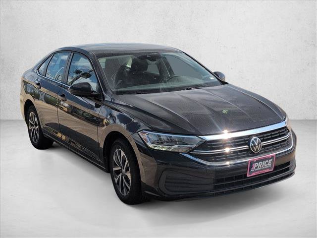 Used 2024 Volkswagen Jetta S FWD image 3
