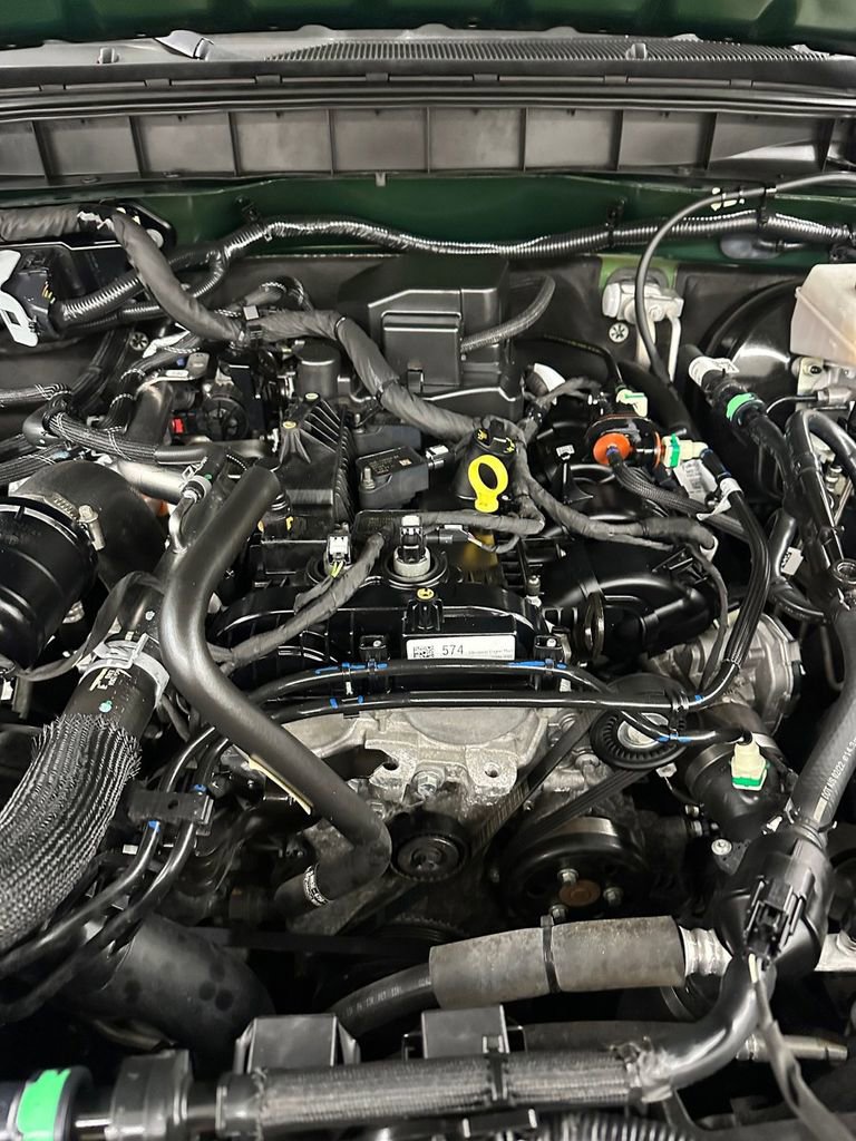 Used 2022 Ford Bronco Black Diamond image 7