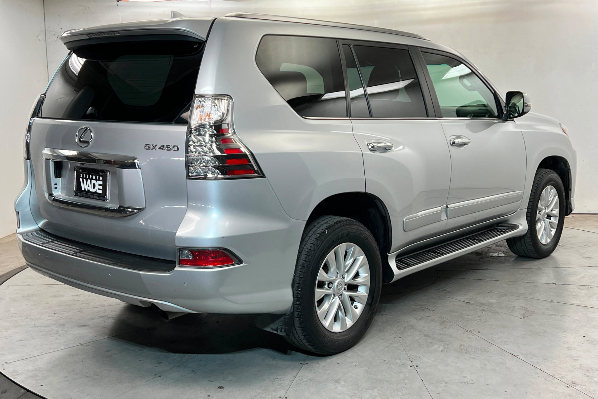 Used 2018 Lexus GX 460 Premium w/ Premium Package image 6