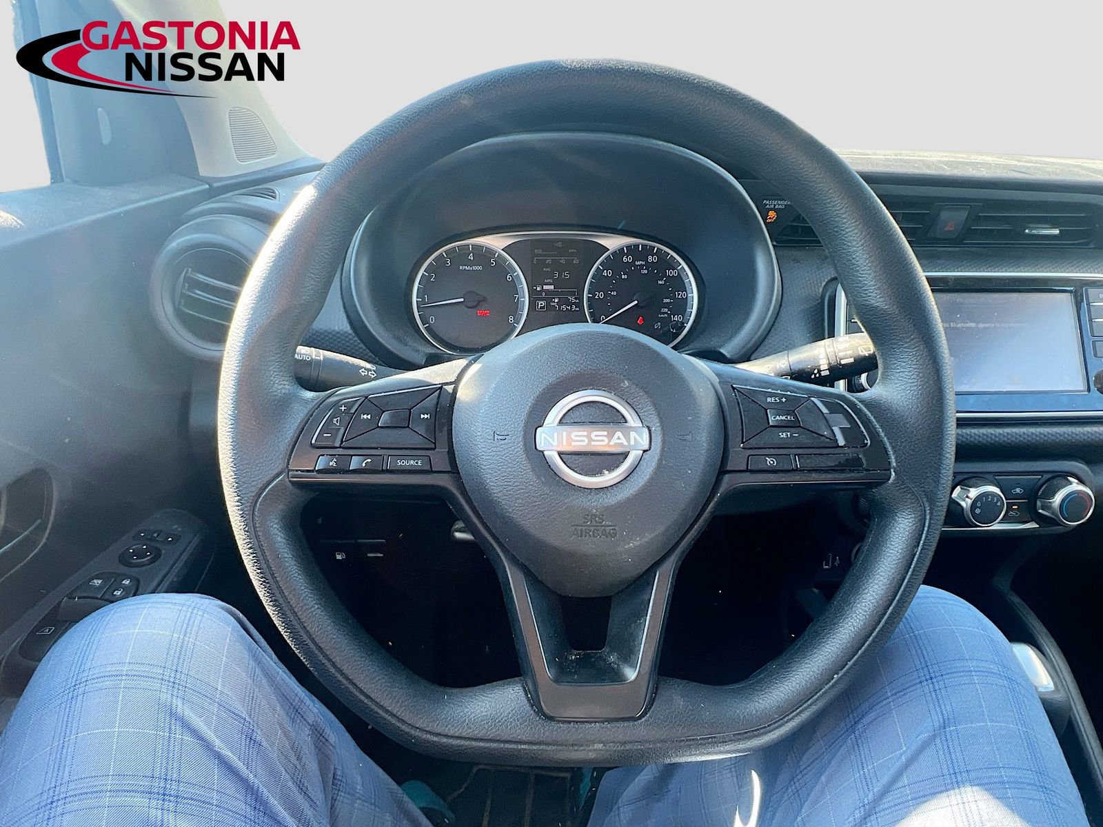 Used 2024 Nissan Kicks S image 14