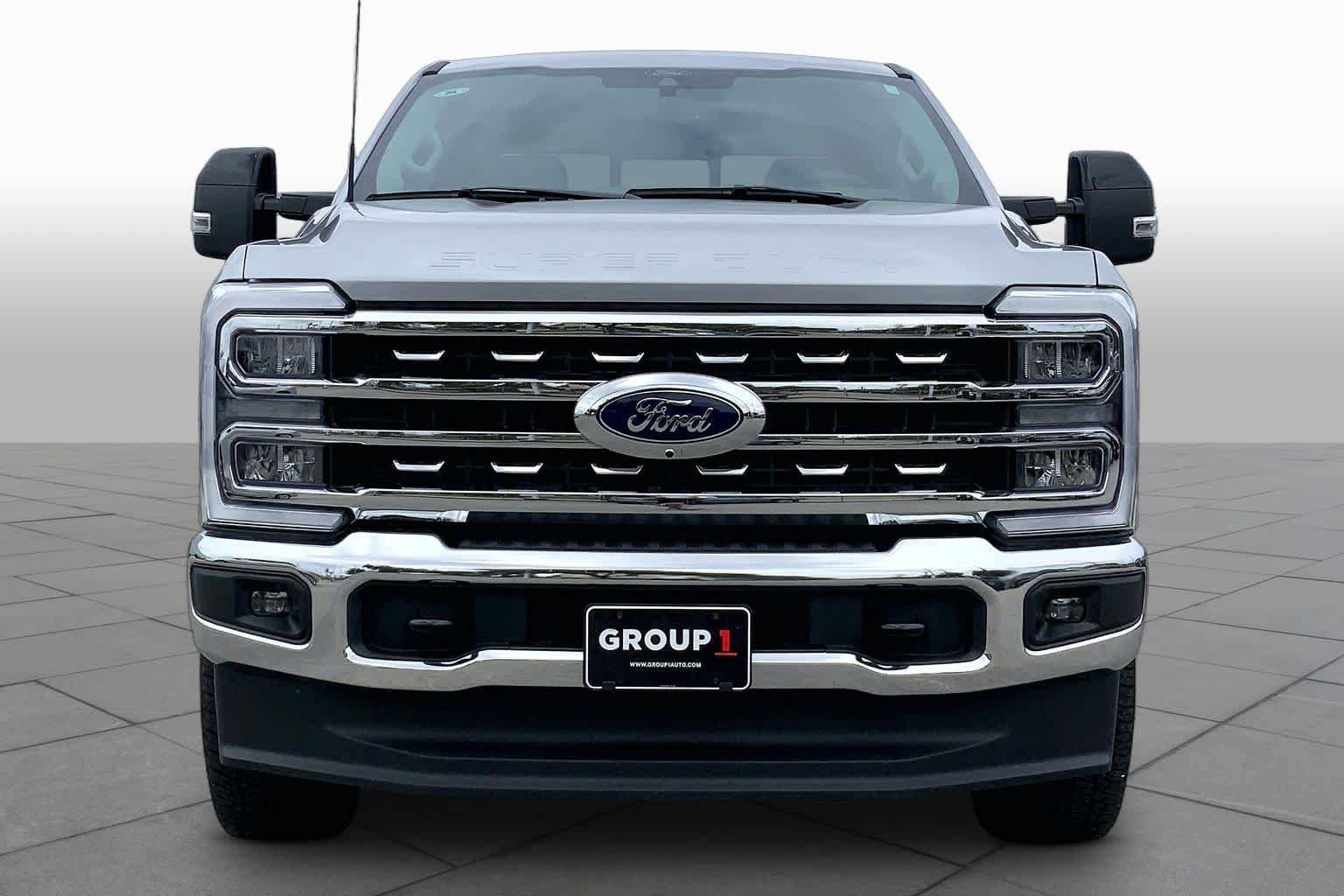 Used 2024 Ford F250 Lariat w/ FX4 Off-Road Package AWD/4WD image 4