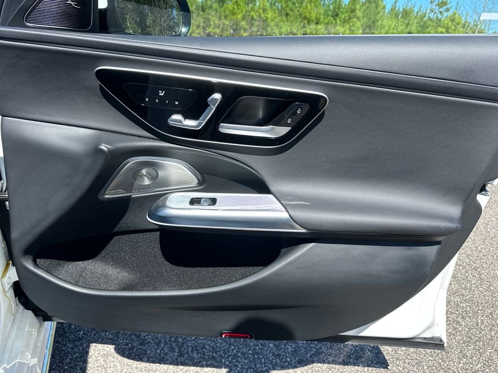 Used 2024 Mercedes-Benz E 350 4MATIC Sedan image 34