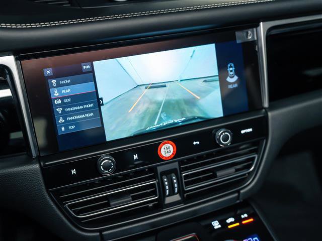 Certified 2025 Porsche Macan Turbo image 24