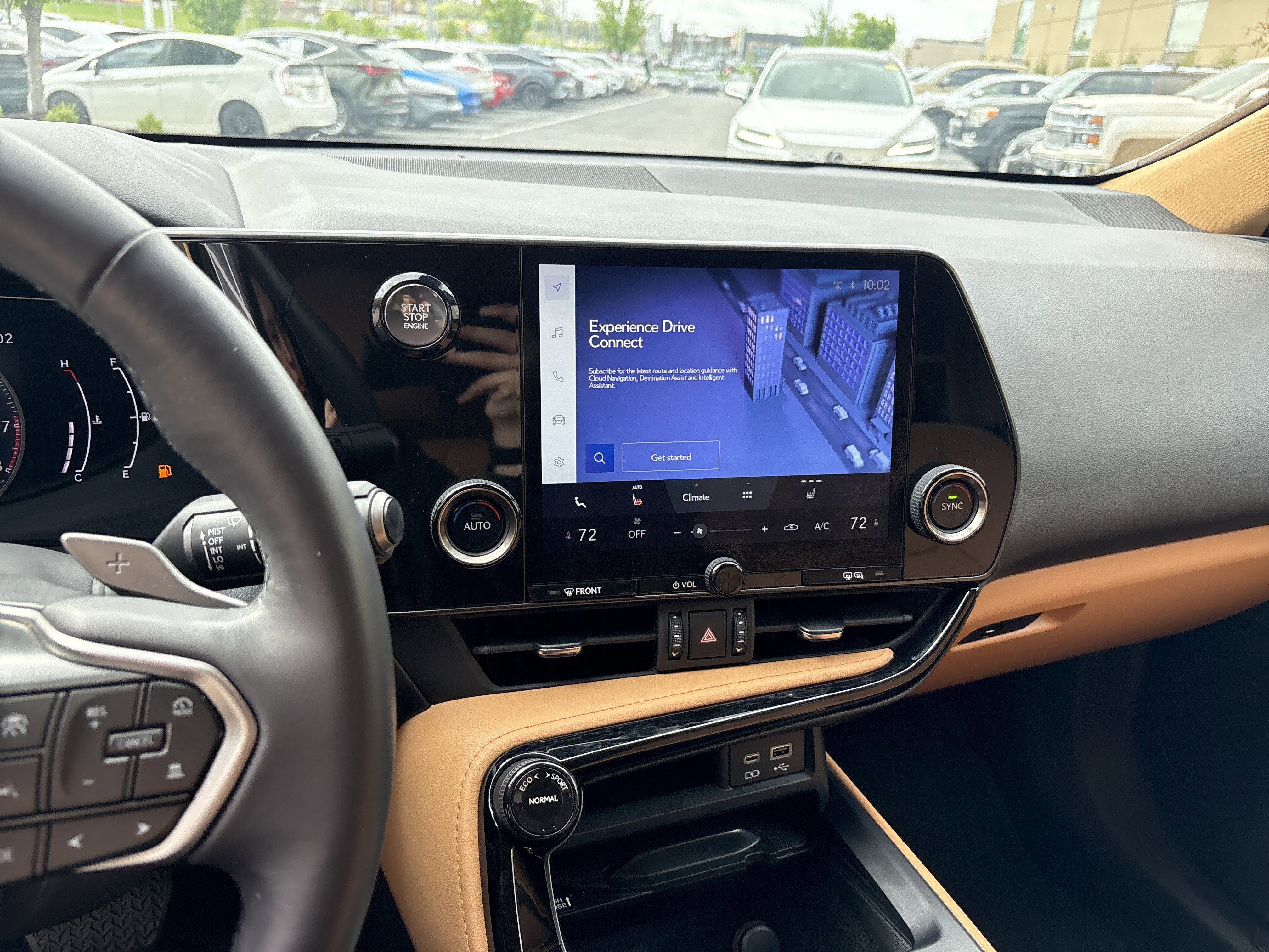 Used 2024 Lexus NX 250 FWD w/ Towing Package (2000 Lbs) image 28